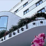 Ξενοδοχείο Royal 4*