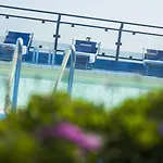 Royal Ξενοδοχείο 4*