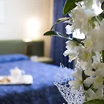 Ξενοδοχείο Royal 4*