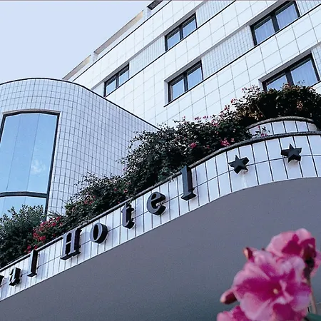 Hotel Royal 4*