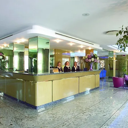 Hotel Royal 4*