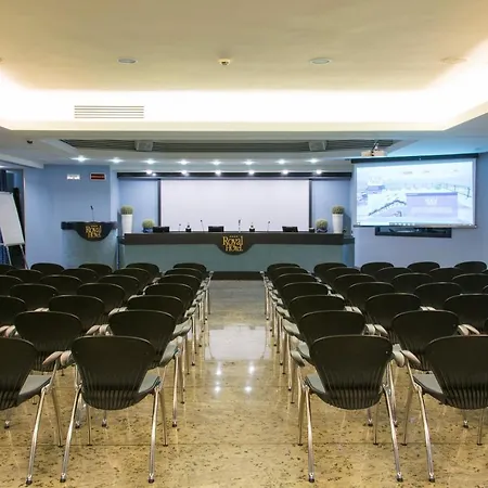 Royal 4* פרמו